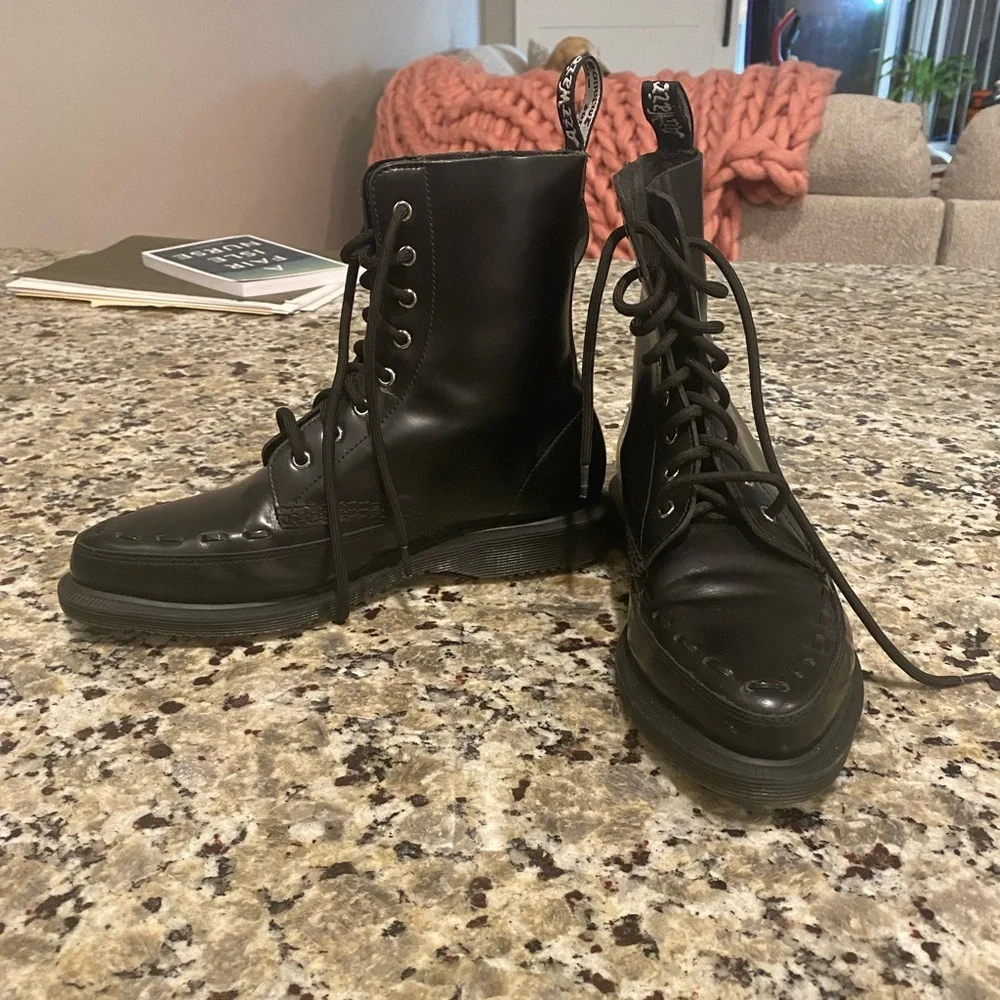 Dr. Martens Geordin boot punk-inspired details - Picture 7 of 16